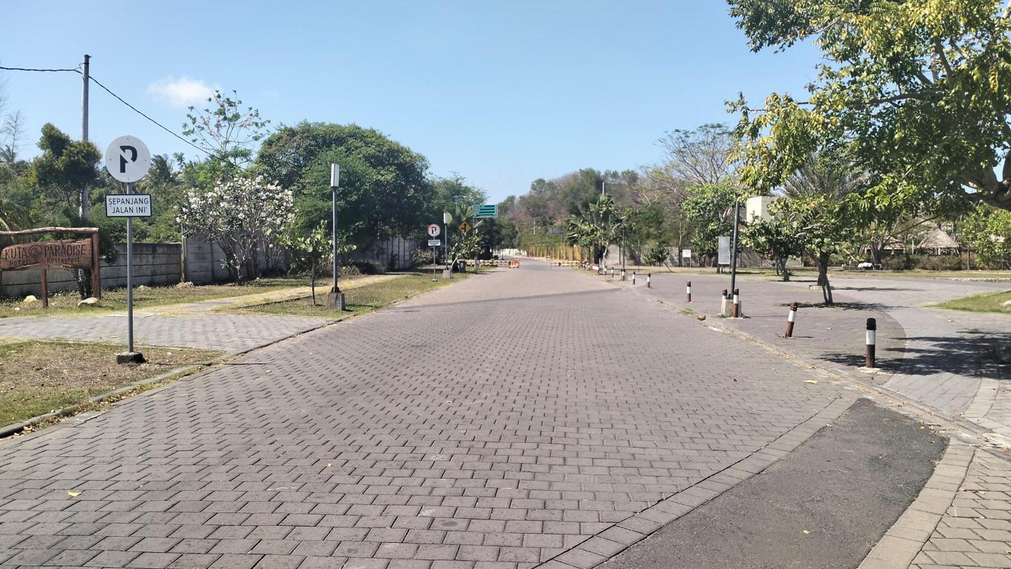 Diki Bungalows Kuta  Bagian luar foto